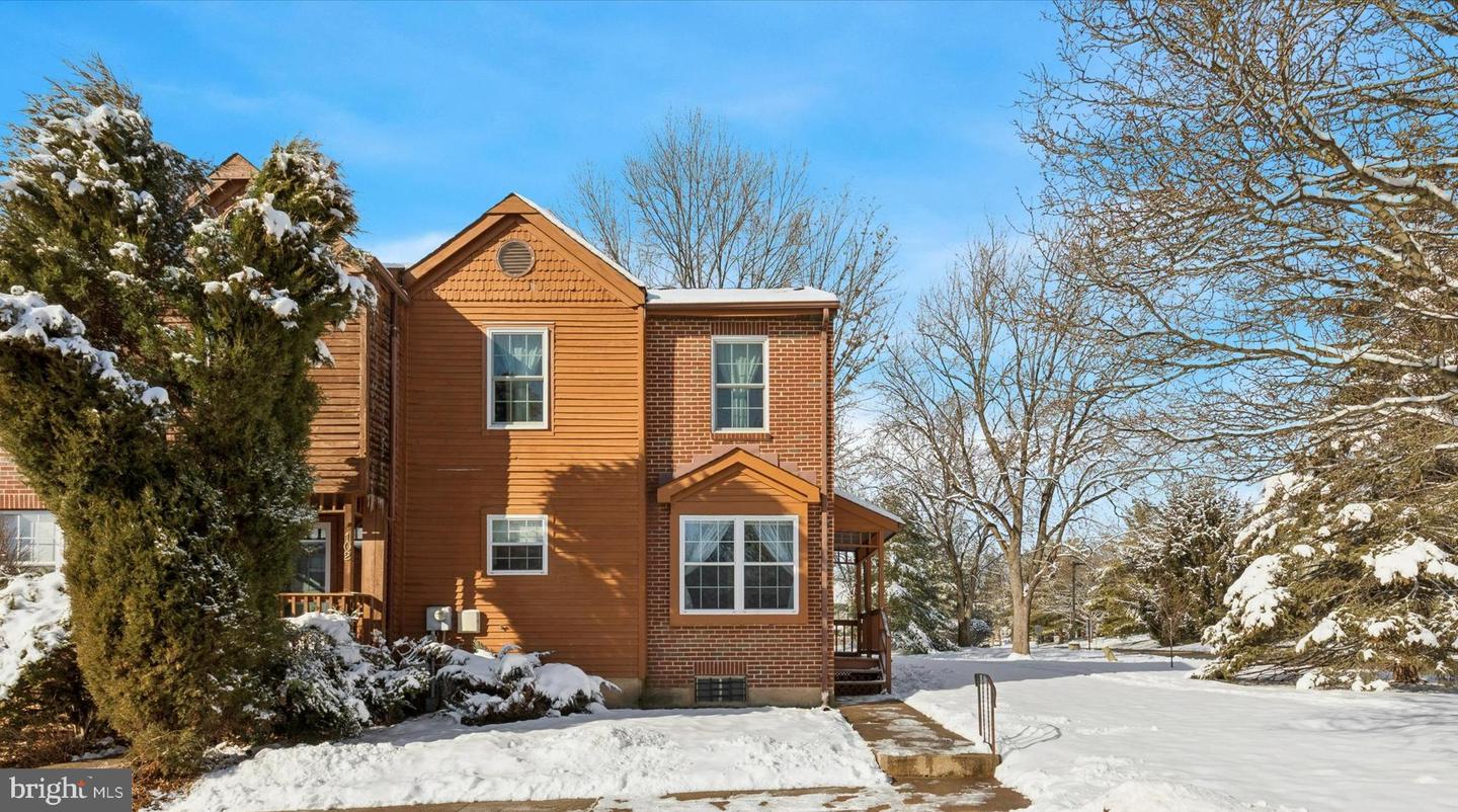100 Magnolia Court, Collegeville