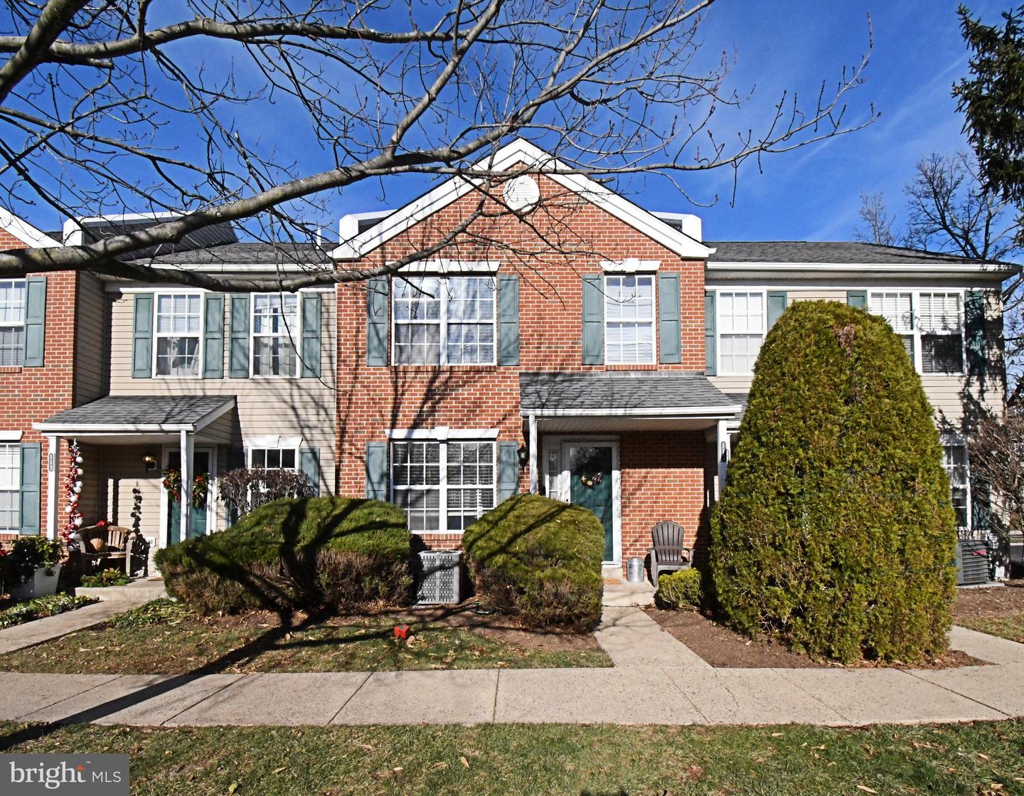 112 Arden Court, Harleysville