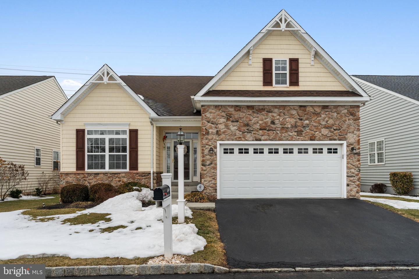 4349 Meadowridge Lane, Collegeville