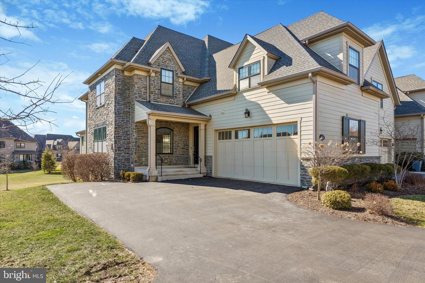 211 Pelham Court, Flourtown