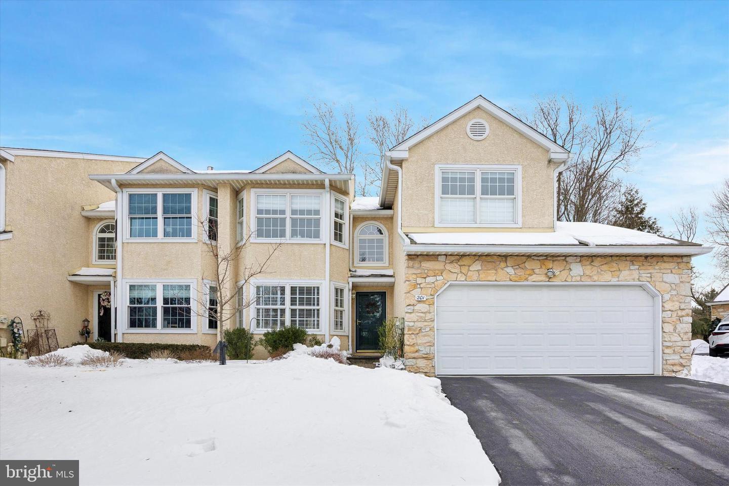 201 Crystal Court, Blue Bell