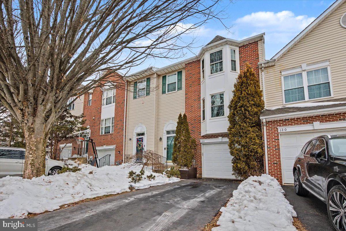 122 Hunt Club Drive, Collegeville