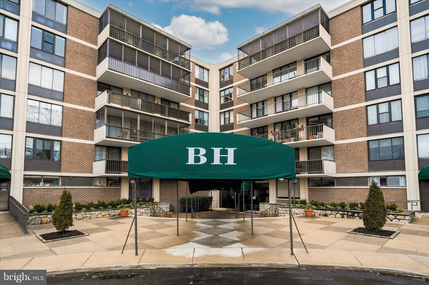 8302 Old York Road #a-11, Elkins Park