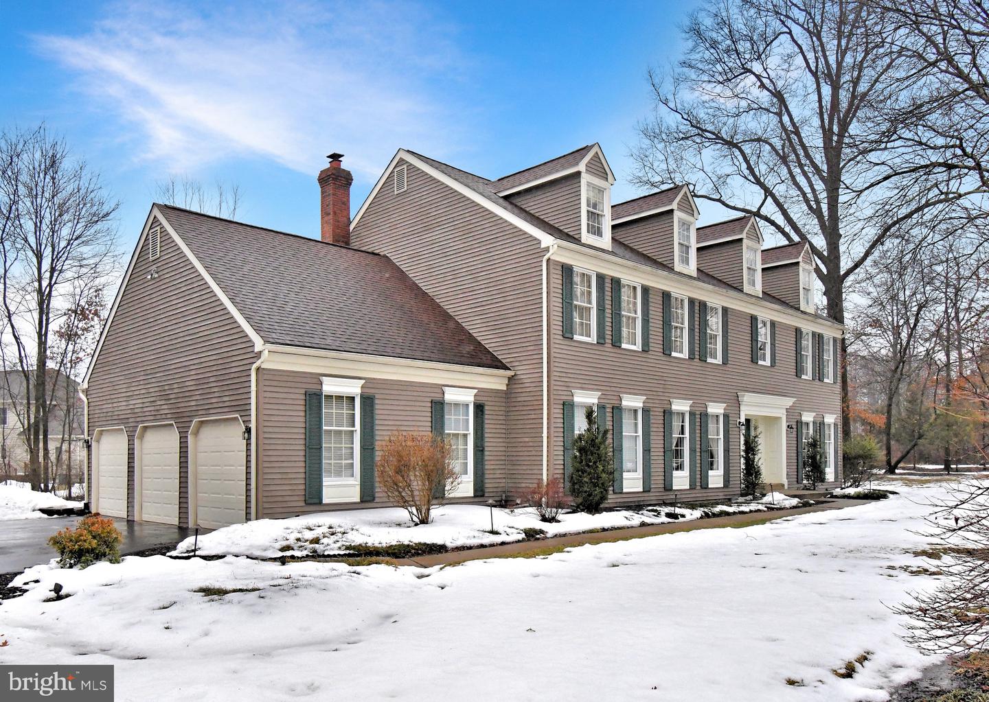 1636 Stonington Circle, North Wales