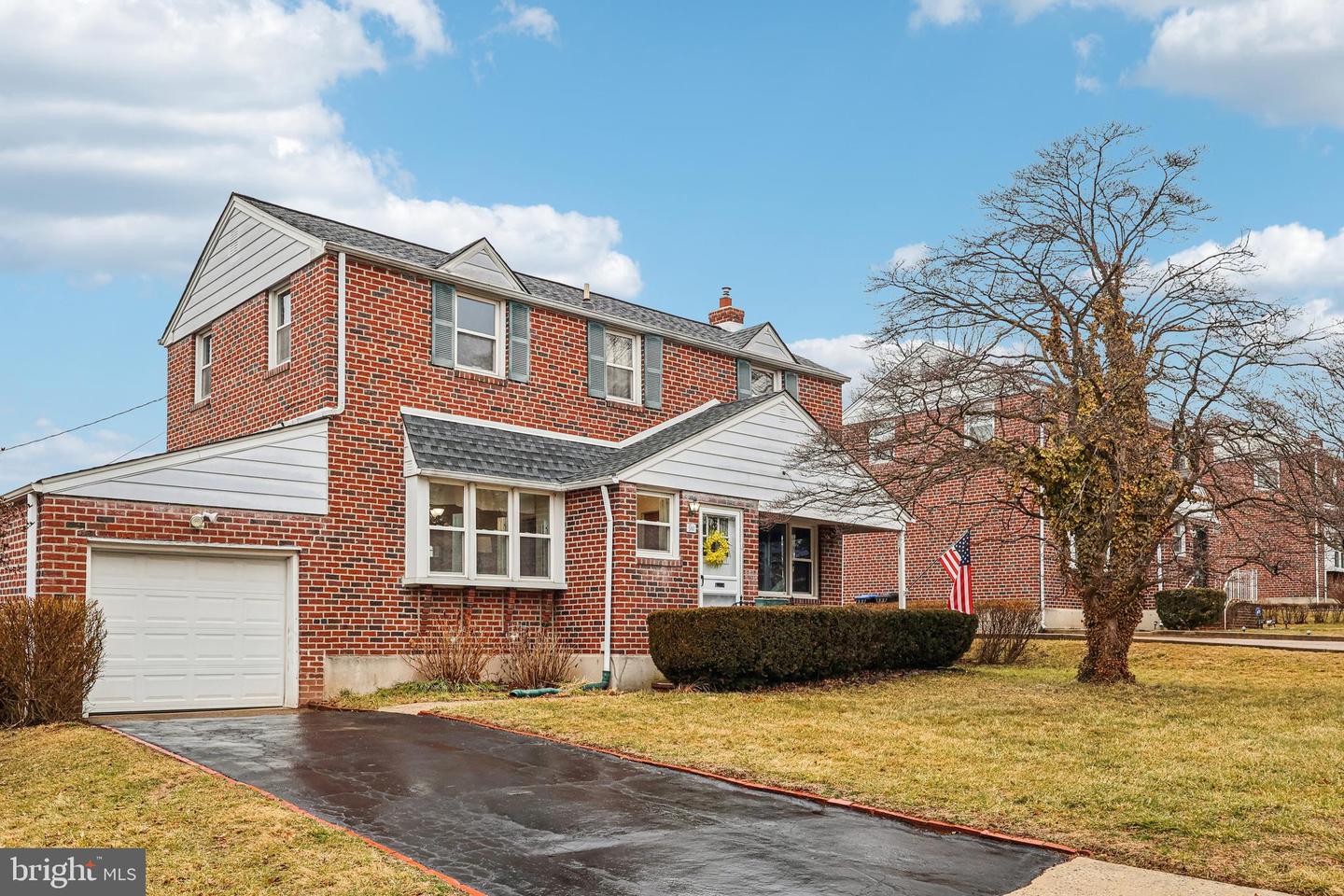 911 Cooke Lane, Norristown