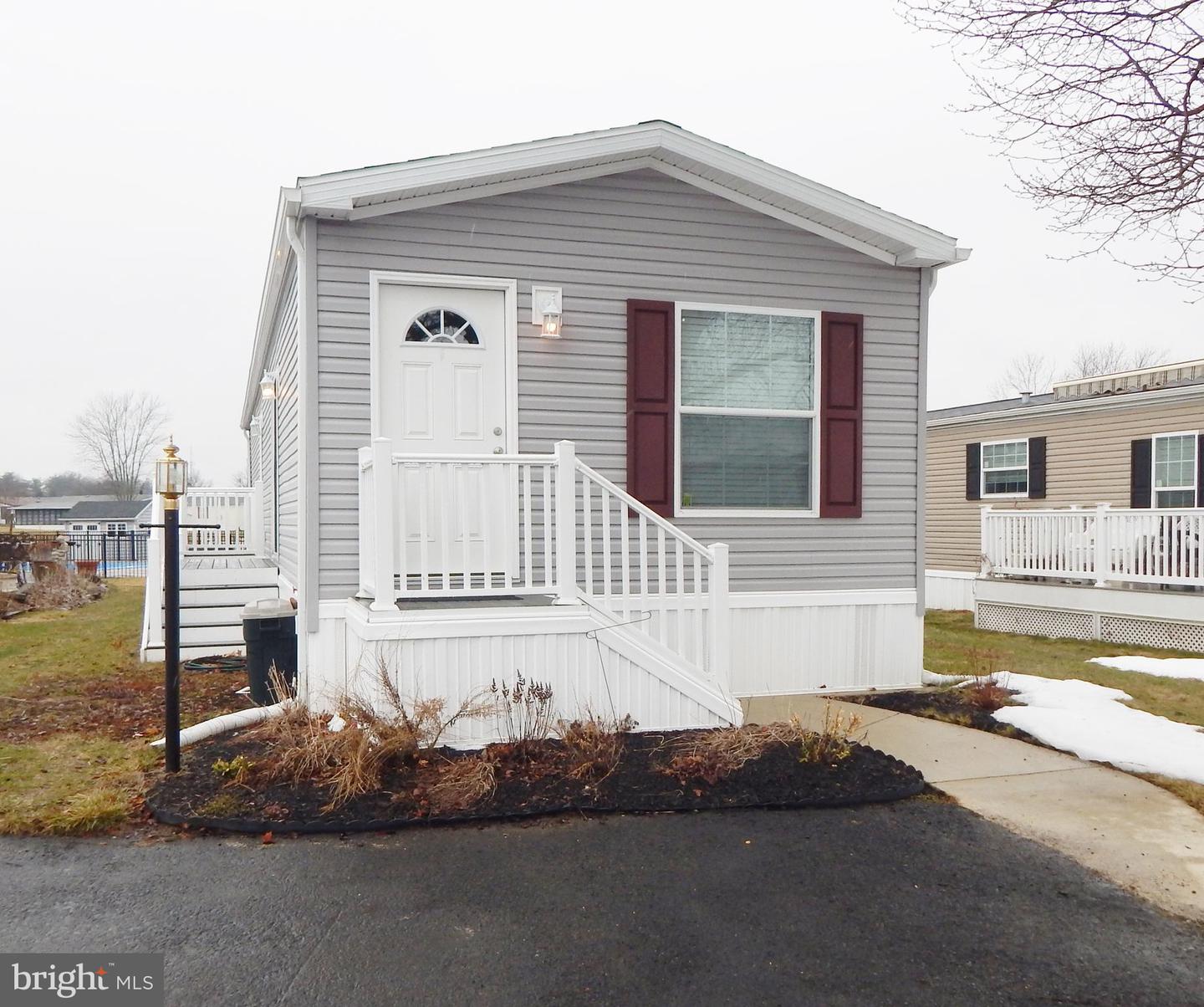 124 Parkside Court, North Wales