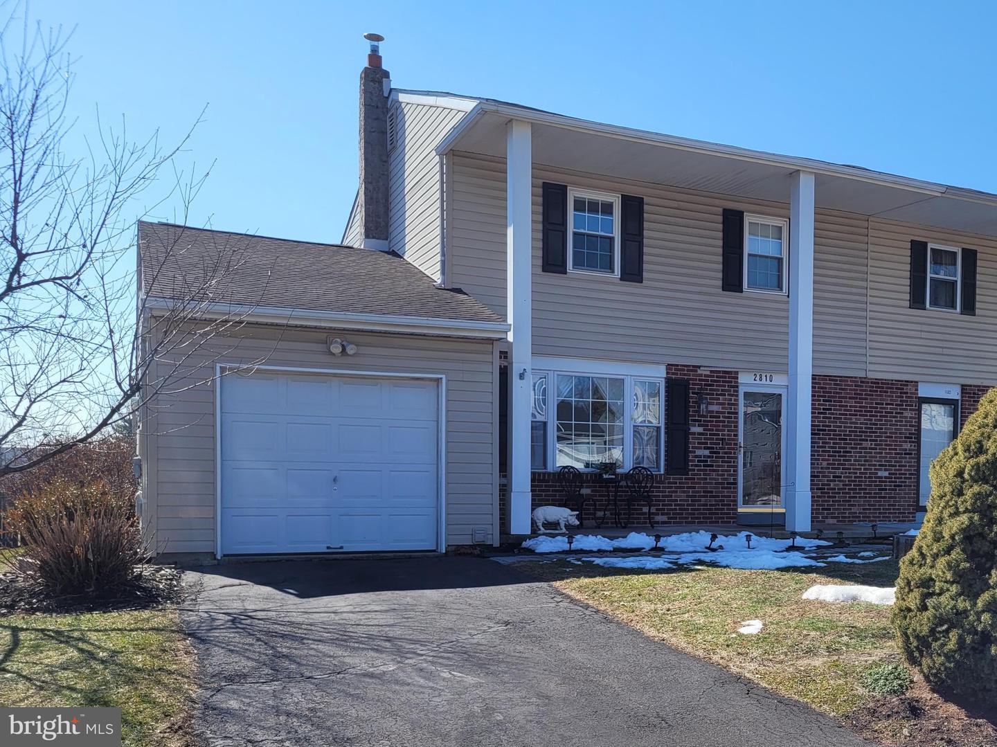 2810 Truman Drive, Hatfield