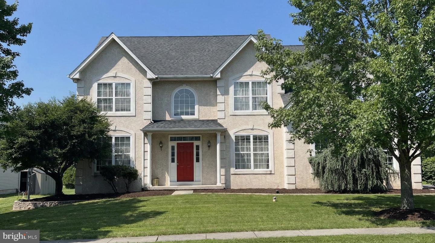 25 Tanglewood Dr, Schwenksville