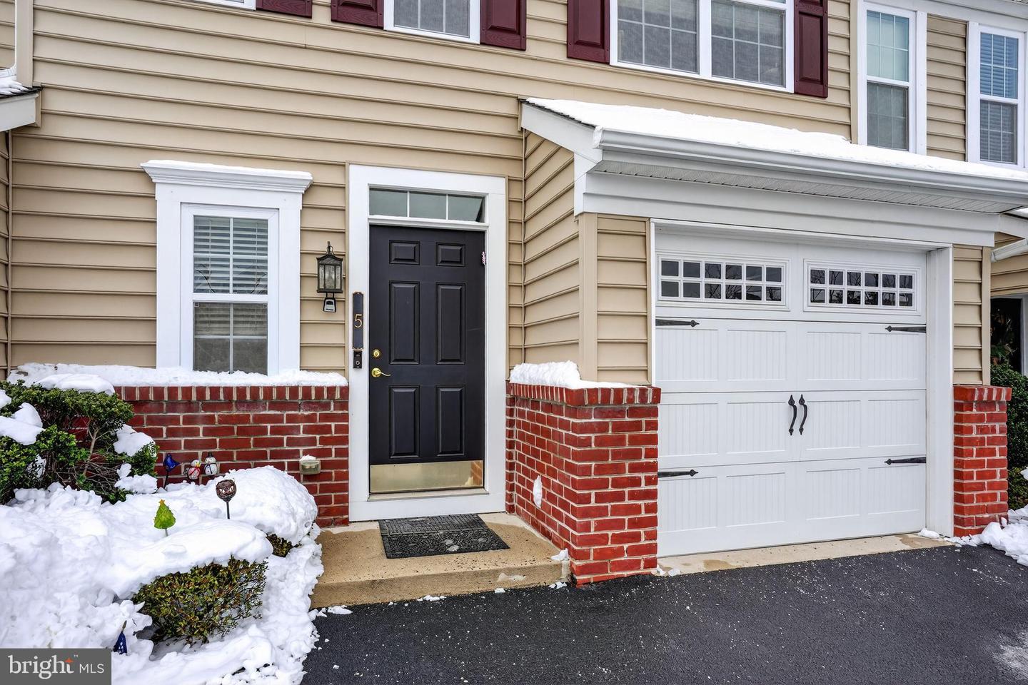 5 Creek View Court, Telford