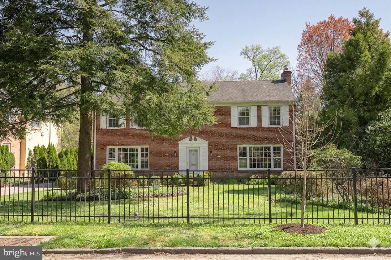 421 Wister Road, Wynnewood