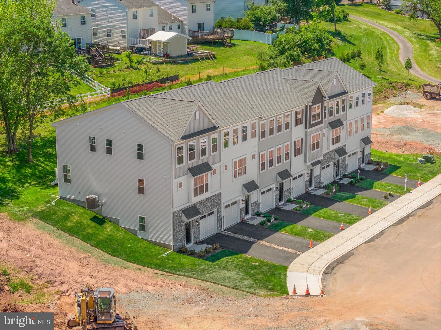 300 East Sawyer Court