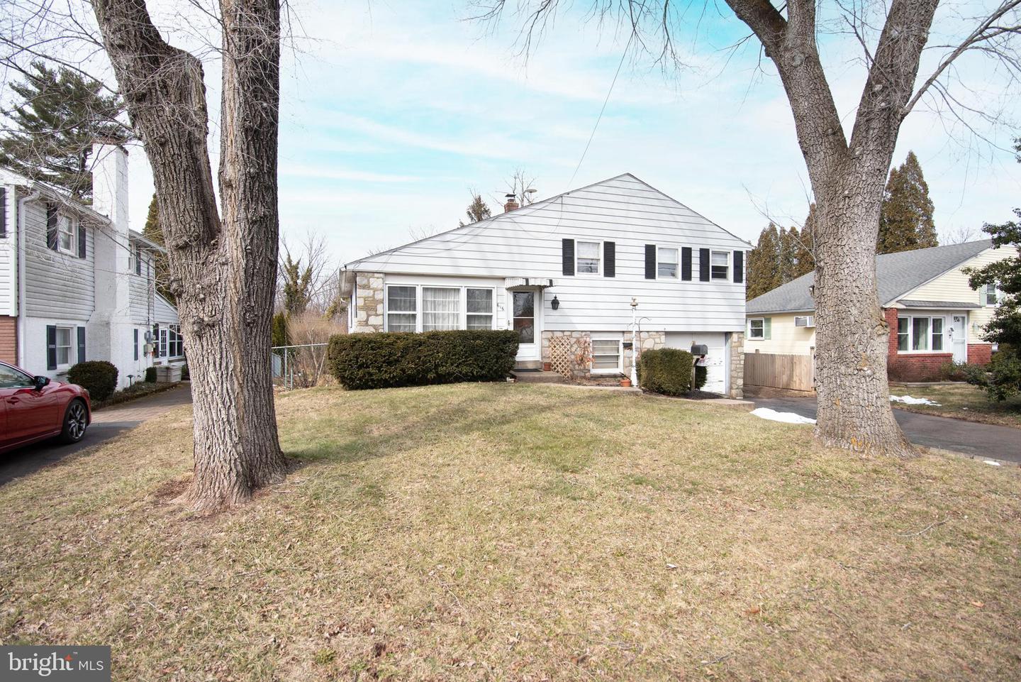 616 Green Street, Lansdale