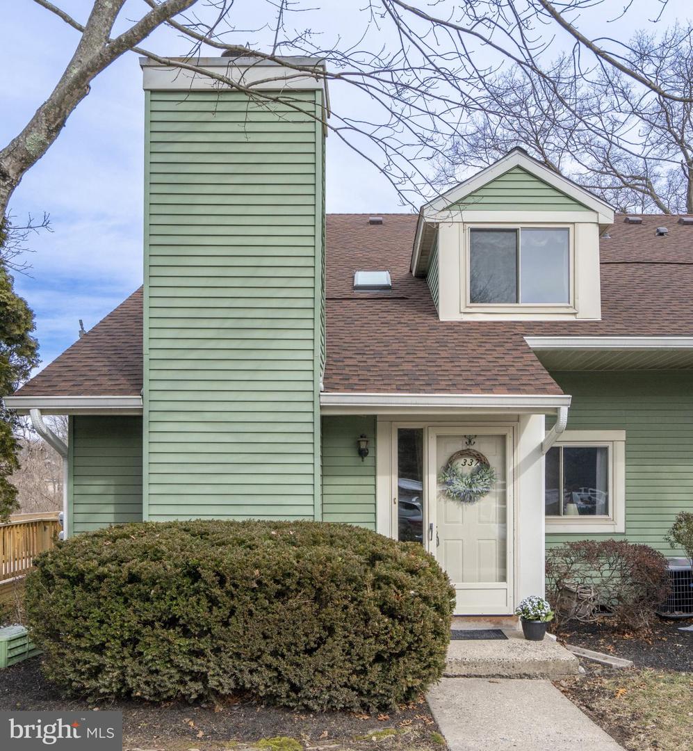 337 Green Meadow Lane, Horsham