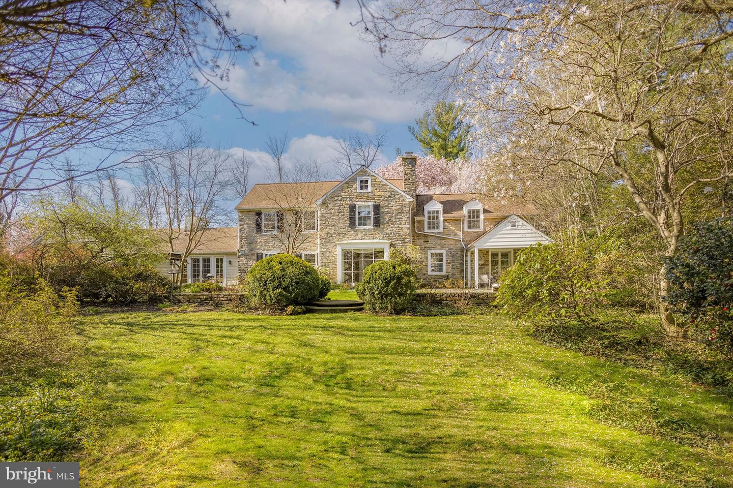 8221 Ardmore Avenue, Wyndmoor