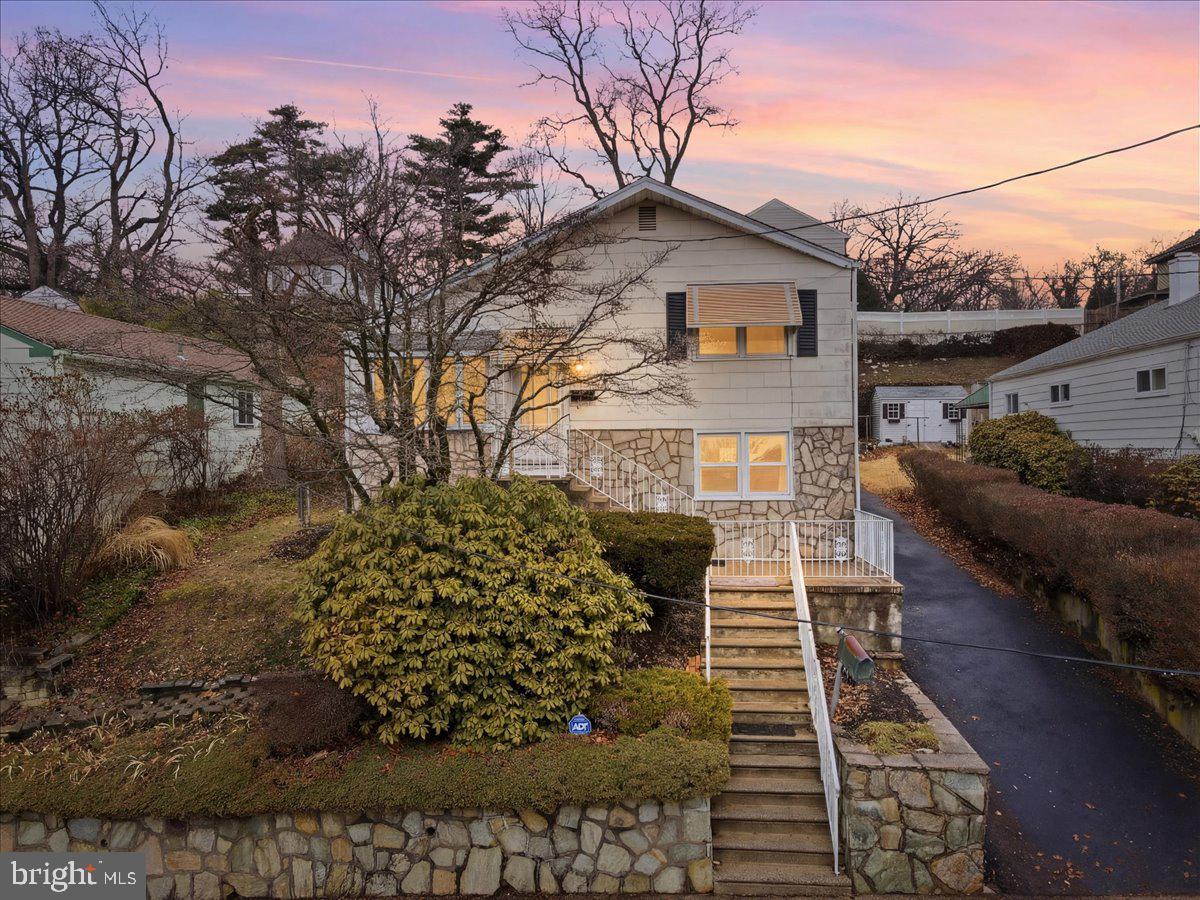 152 Egerton Avenue, Glenside