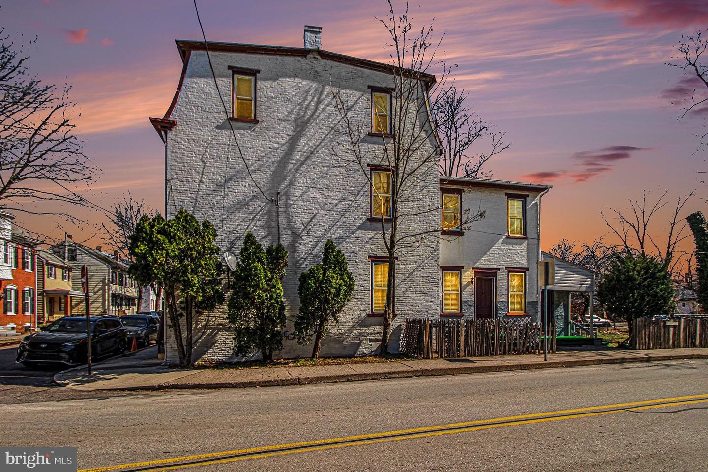 2 Walnut Street, Pottstown
