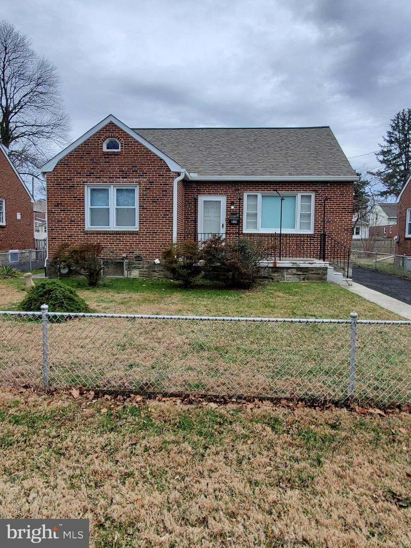 819 NW Longstreth Avenue, Jenkintown