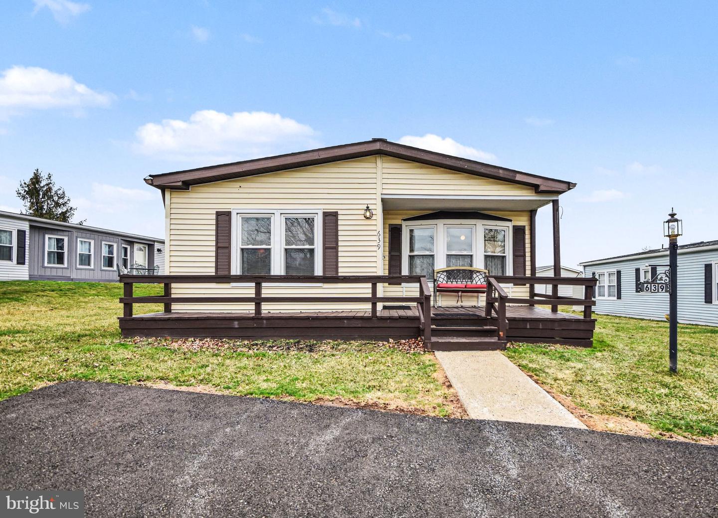 639 Laurel Court, North Wales