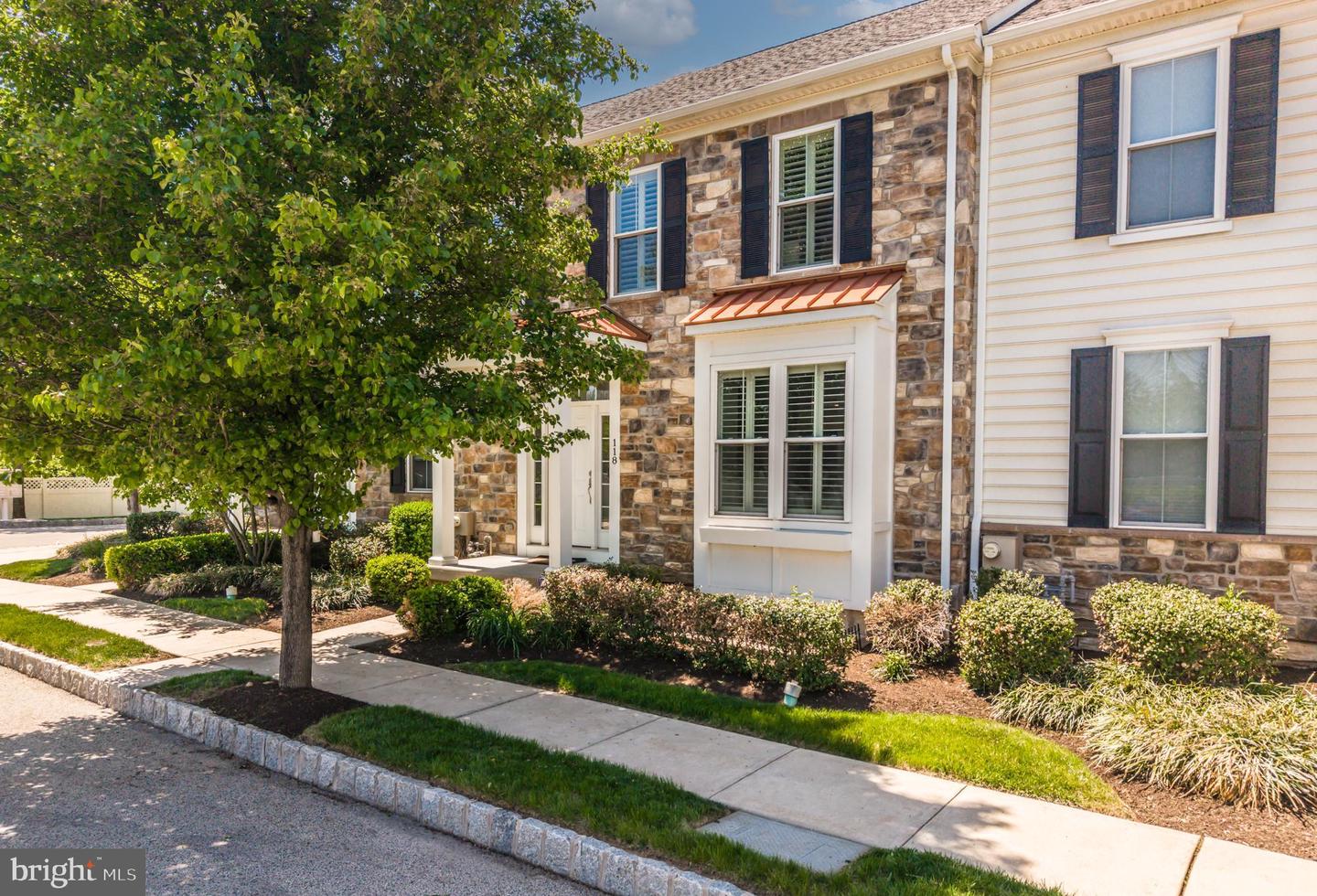 118 Delancey Place