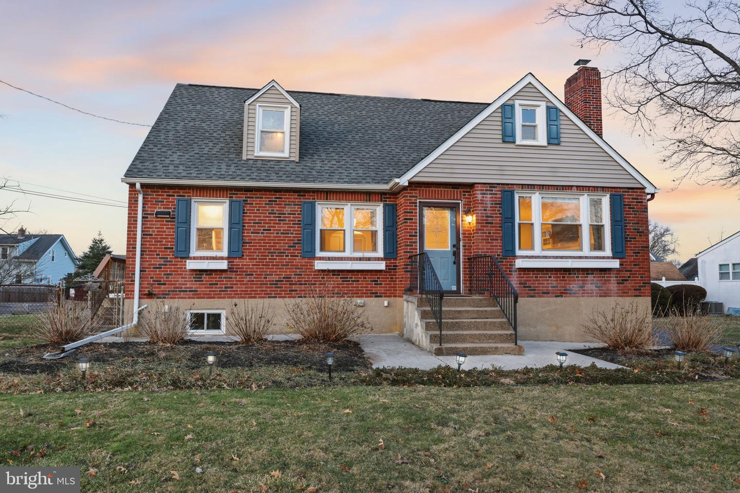 124 New Road, Horsham