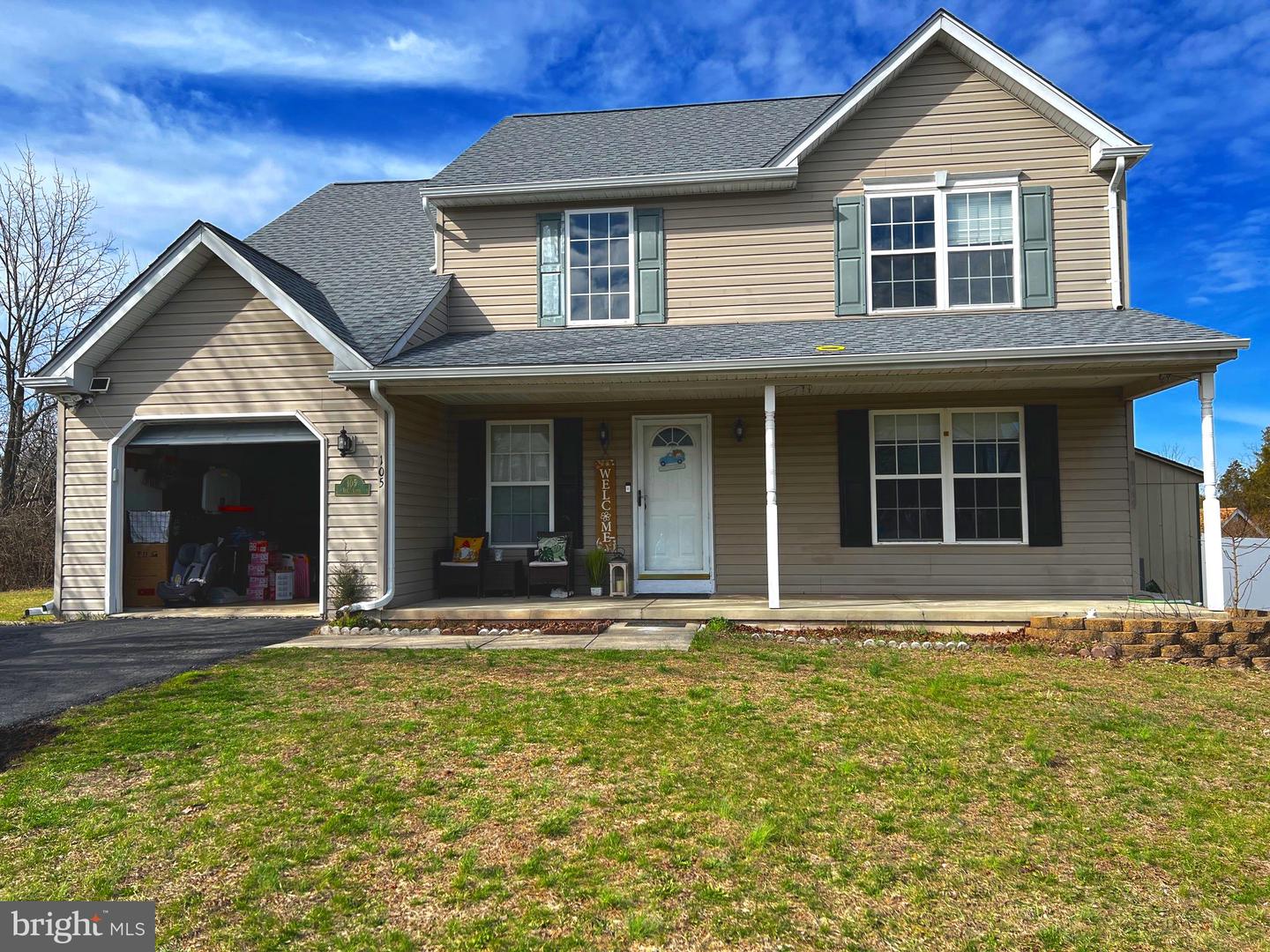 105 Ivy Lane, Zieglerville