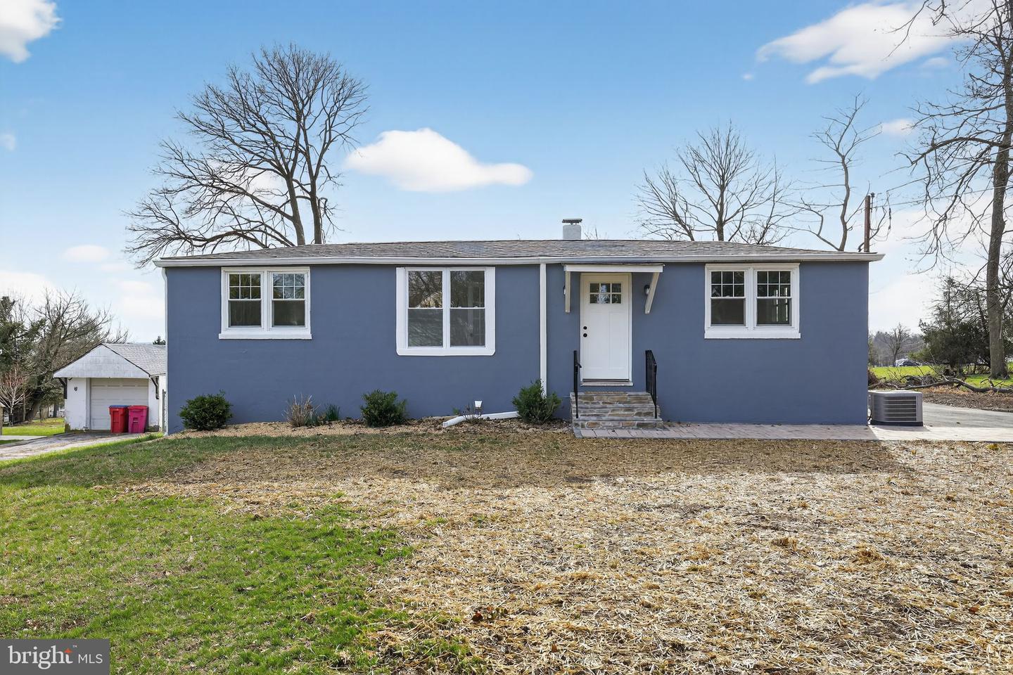 28 Circle Drive, Eagleville