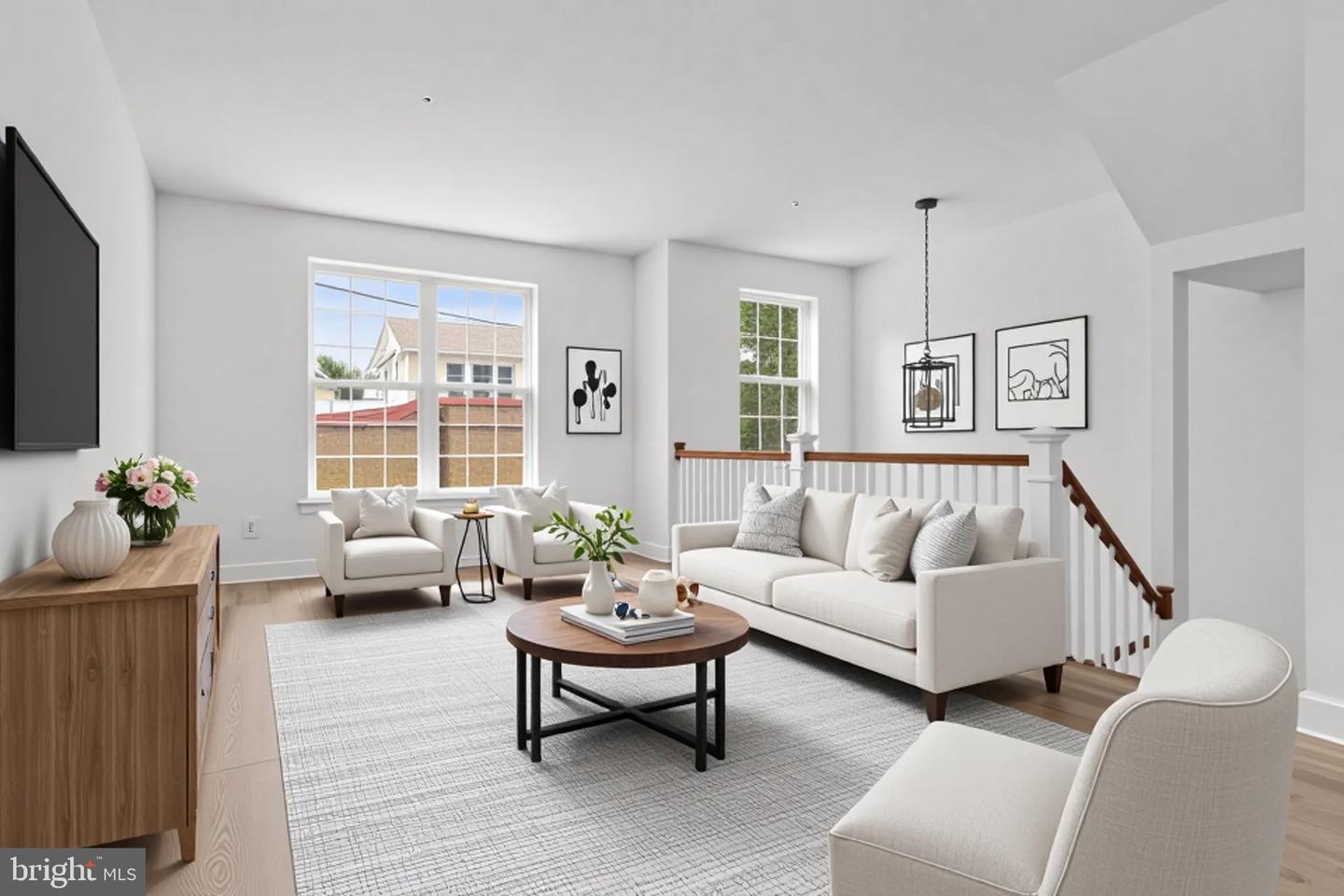 211 W Eighth Street