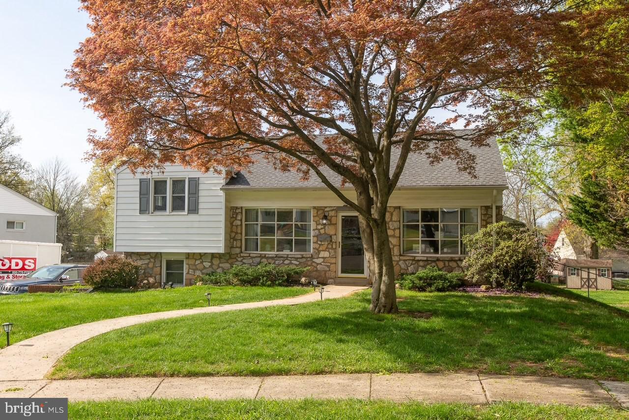 1724 Darland, Norristown
