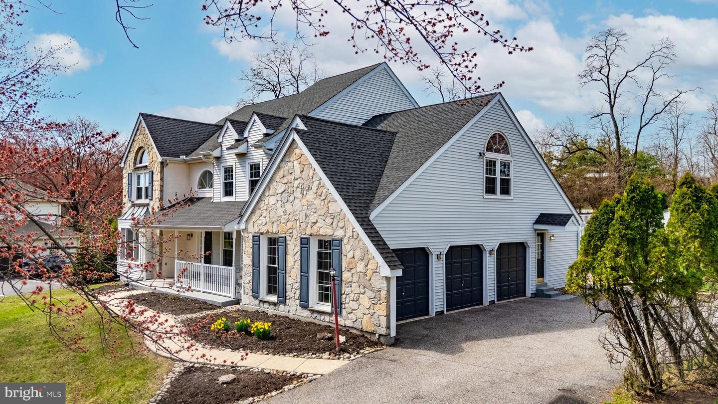 3012 Peacock Drive, Audubon