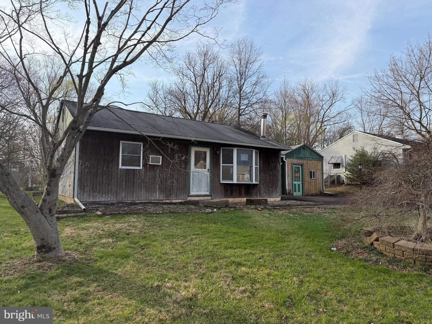 1949 Overbrook Road, Hatfield