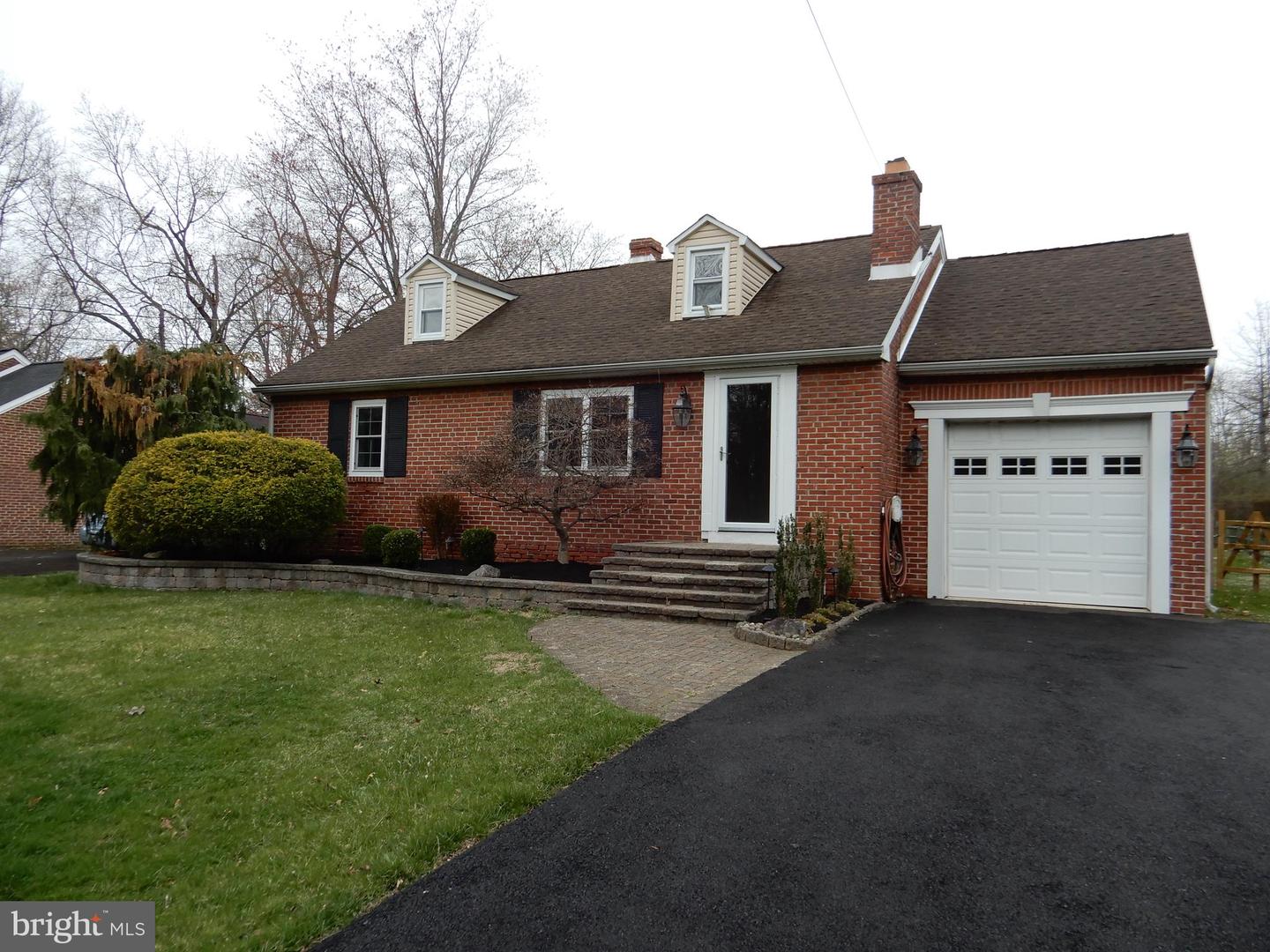 1215 Lower State Road, North Wales