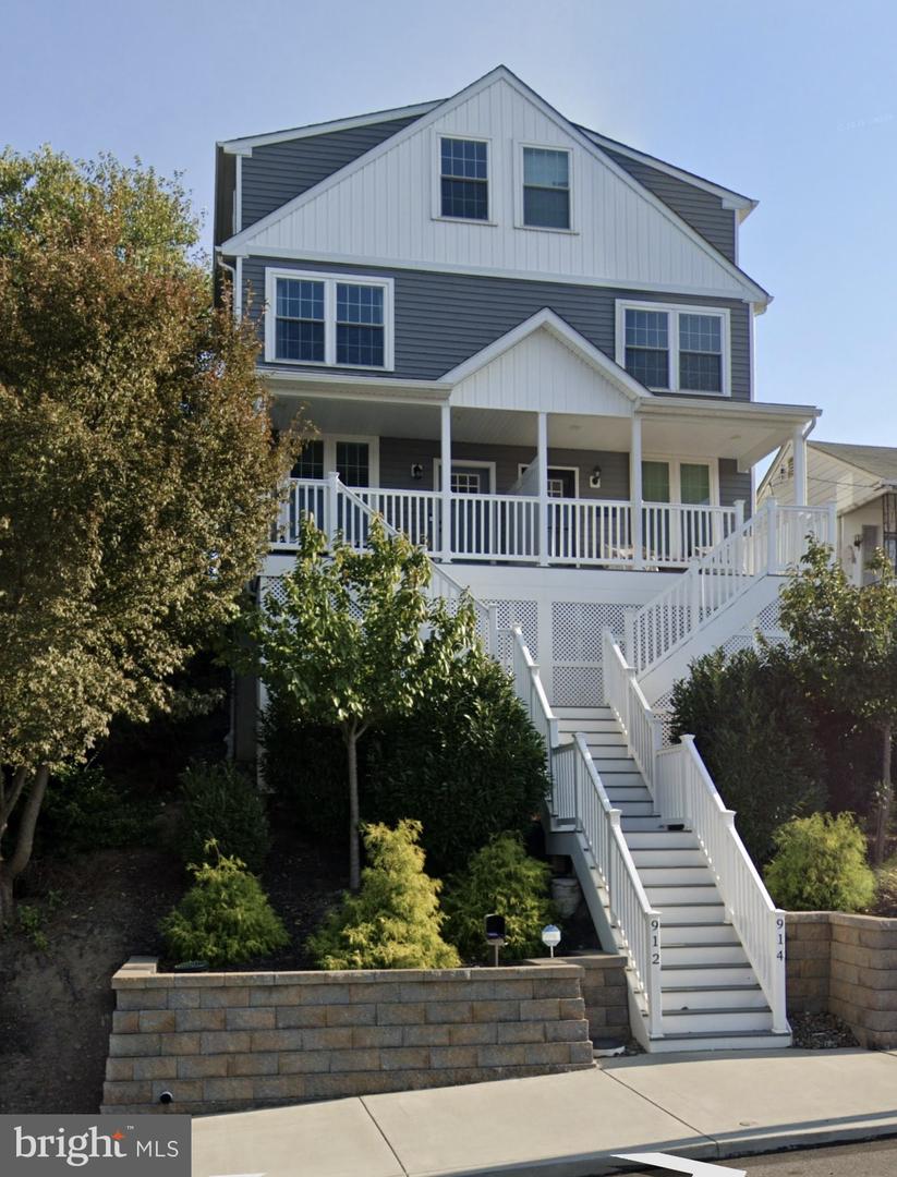 912 Ford Street, Bridgeport