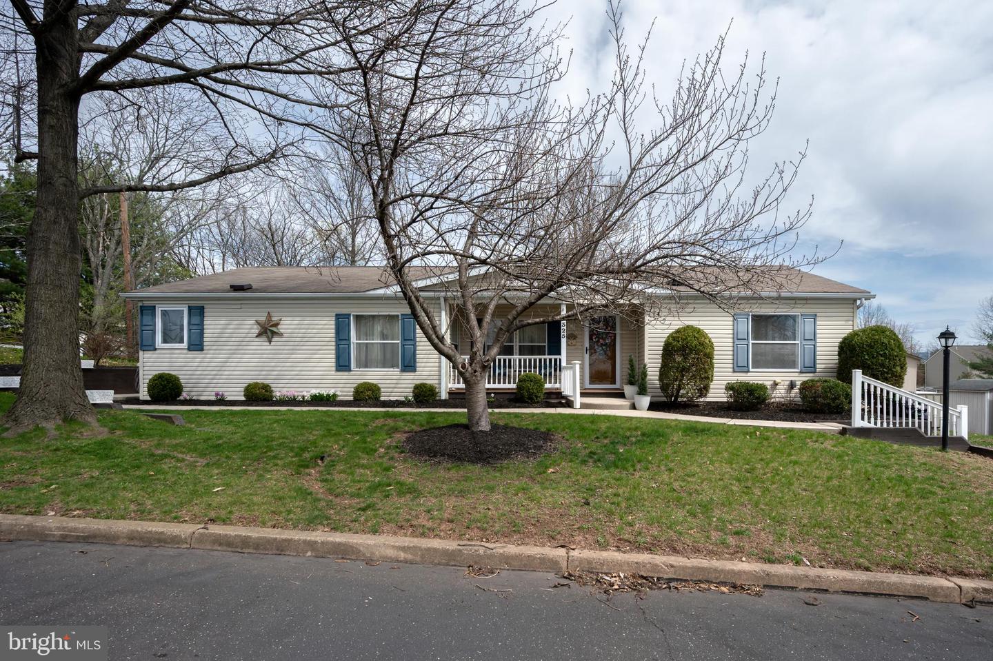 325 Hidden Springs Drive, Souderton