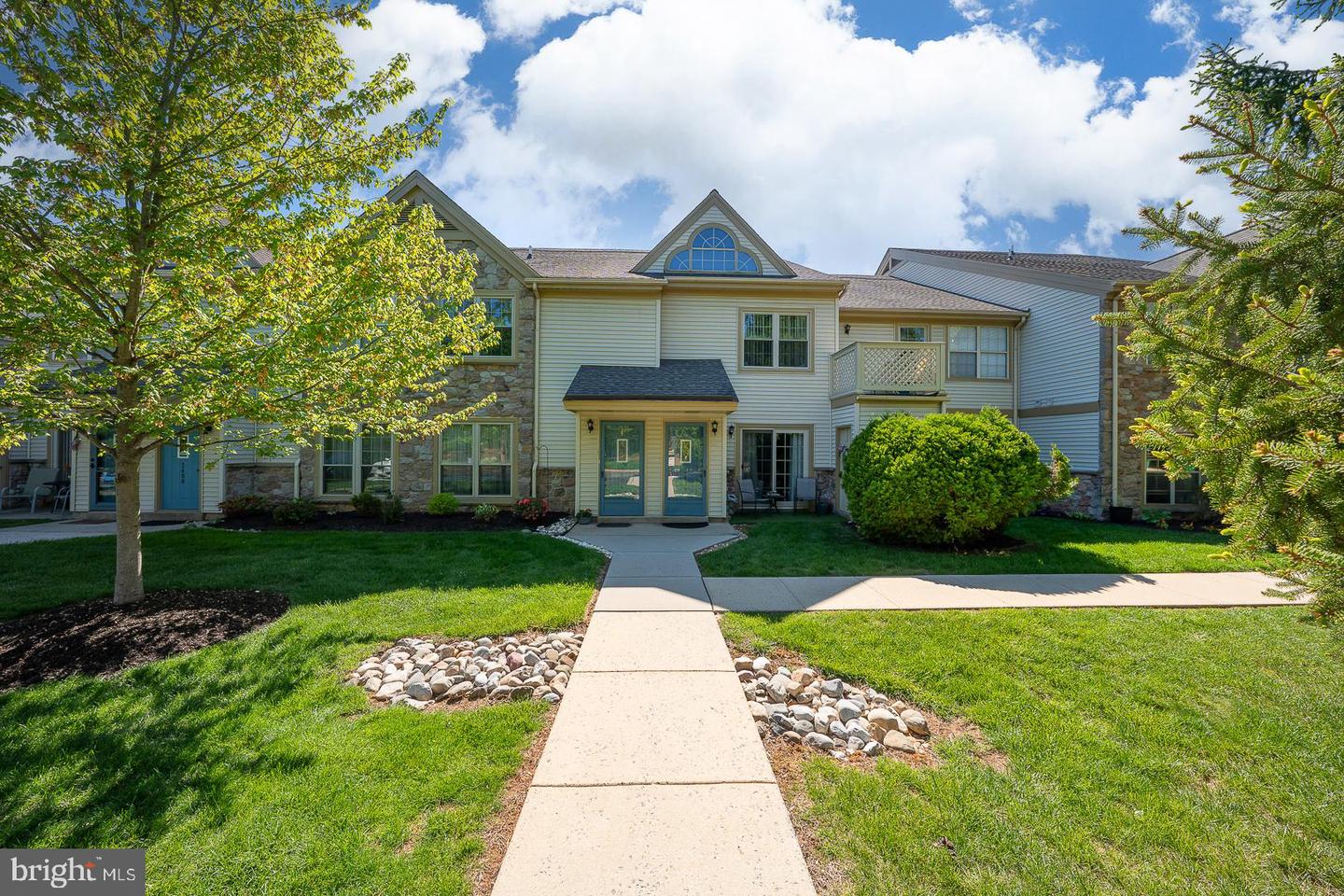 2404 Foxmeadow Circle, Royersford
