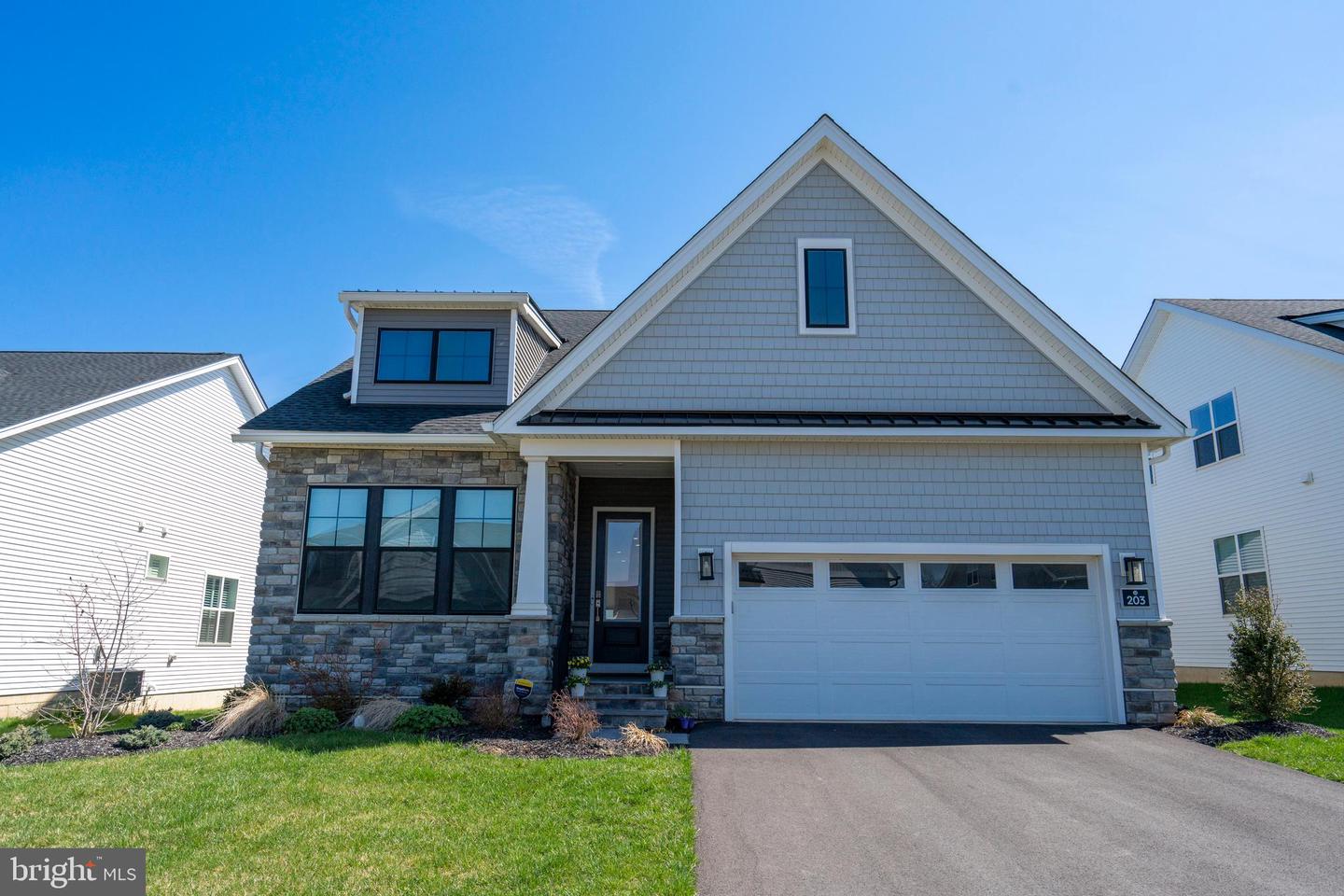 203 Gerry Way