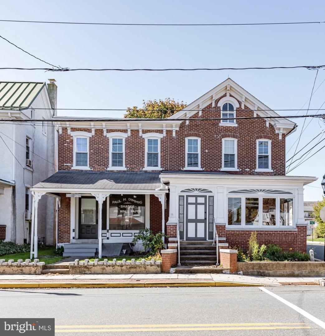 146 Main Street, East Greenville
