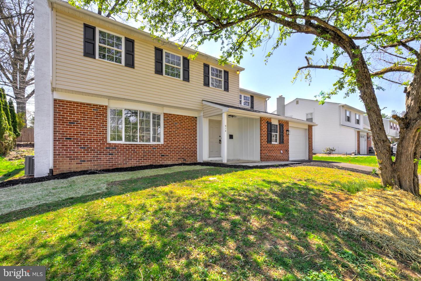 914 Longfield Rd
