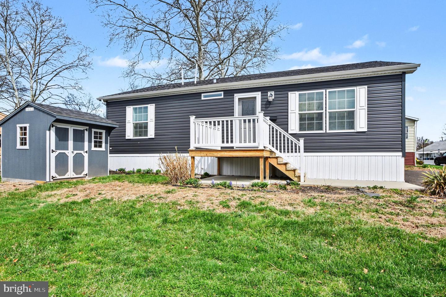215 Green Hill Drive, Green Lane