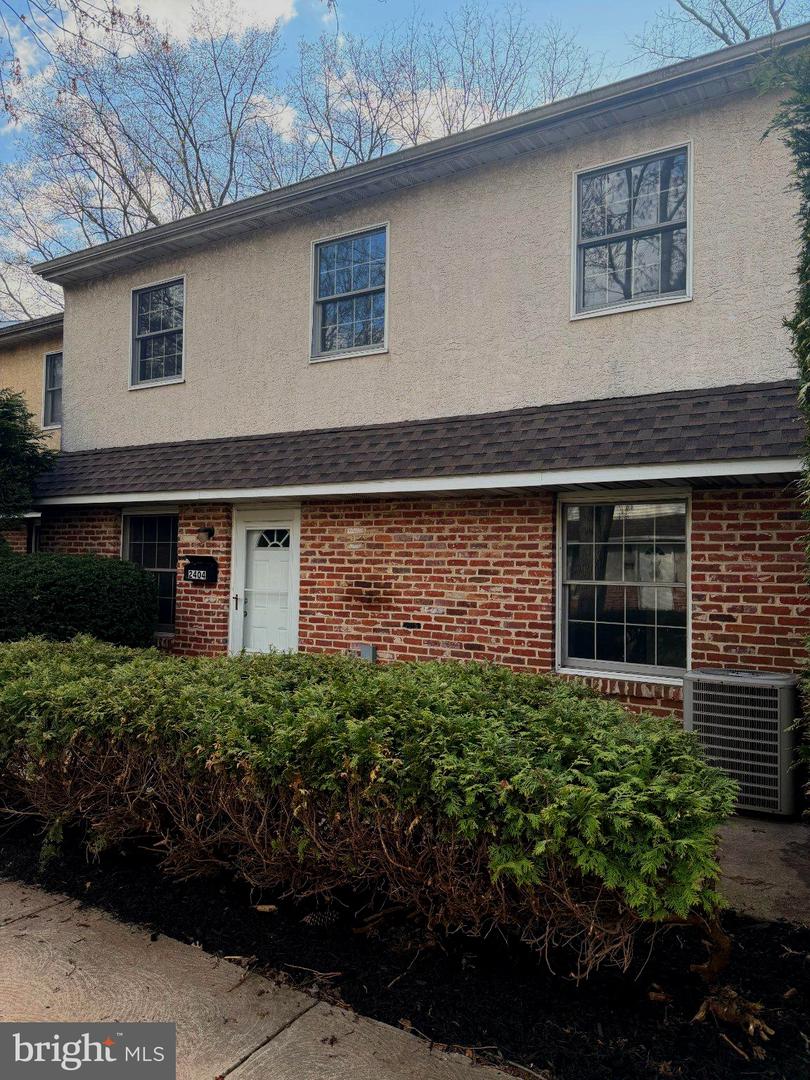 2404 Whitpain Hls, Blue Bell