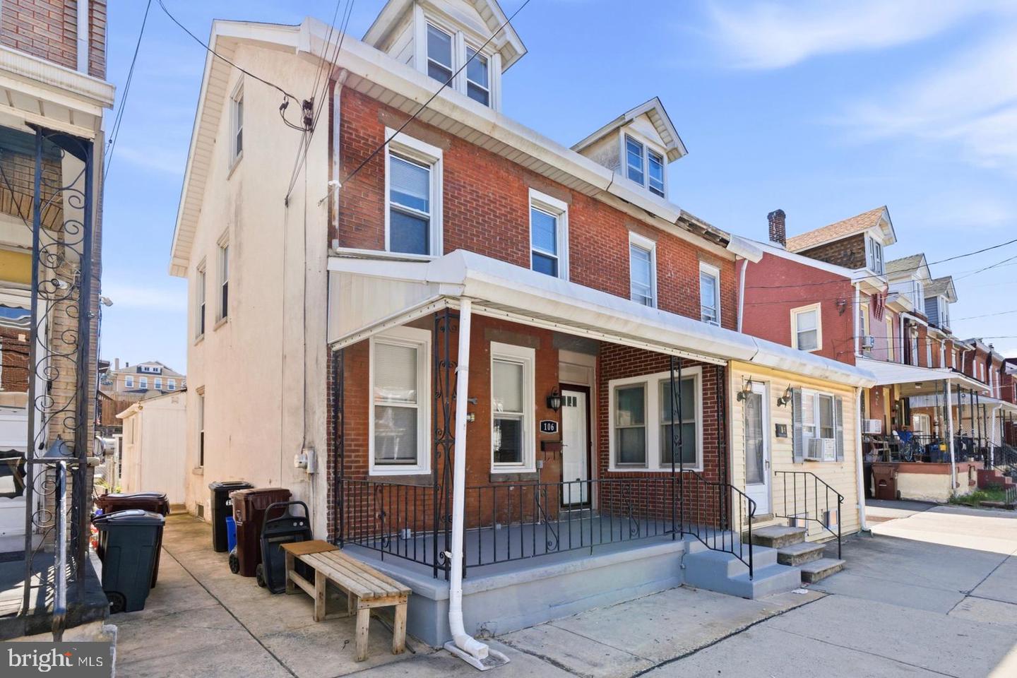 106 W 5th Street, Bridgeport