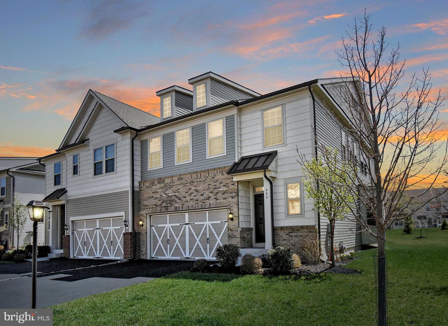 442 Sanctuary Court, North Wales