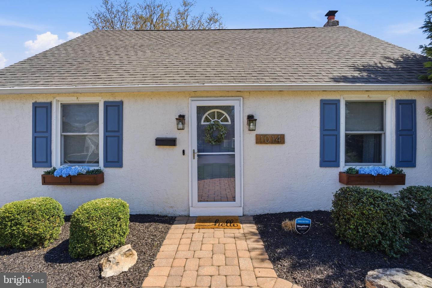 1014 Thrush Lane, Audubon