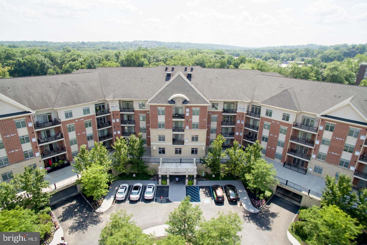 525 Carson Terrace, Huntingdon Valley
