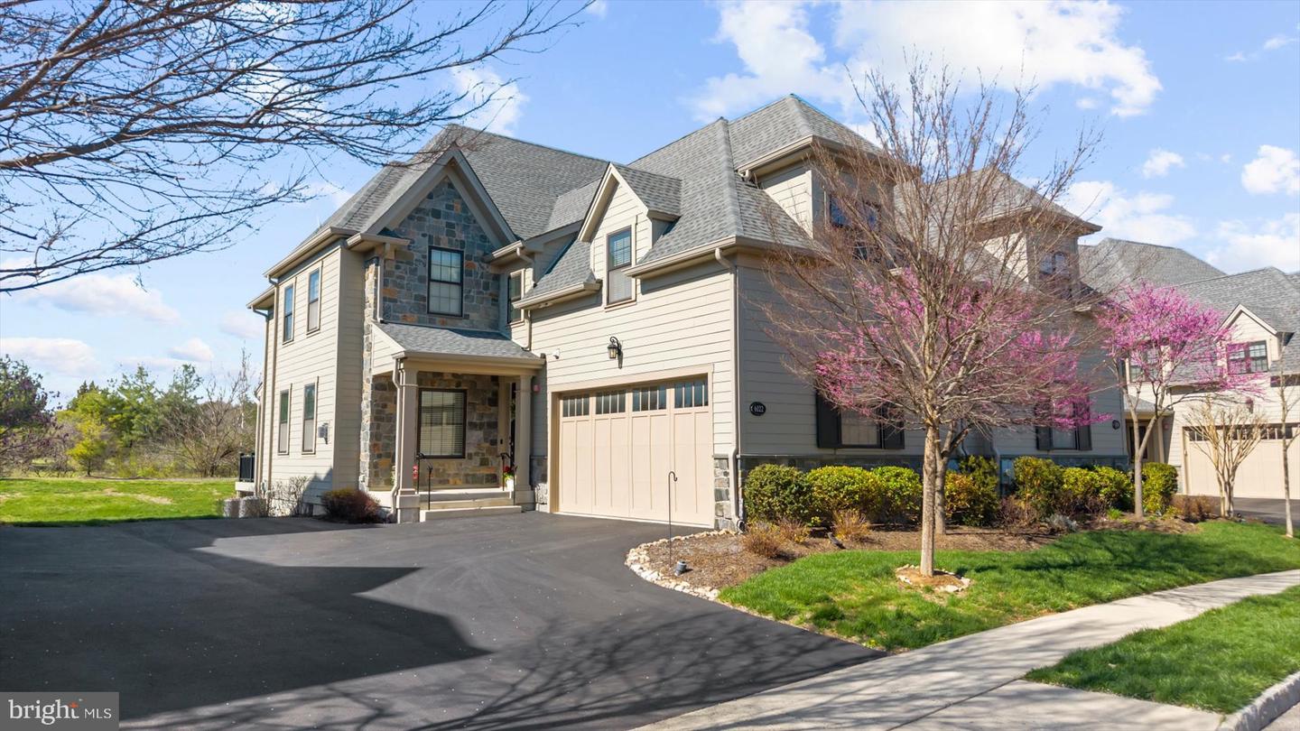 6022 Creekside Dr, Flourtown