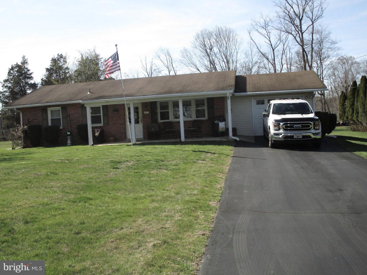 109 Woodland Avenue, Schwenksville