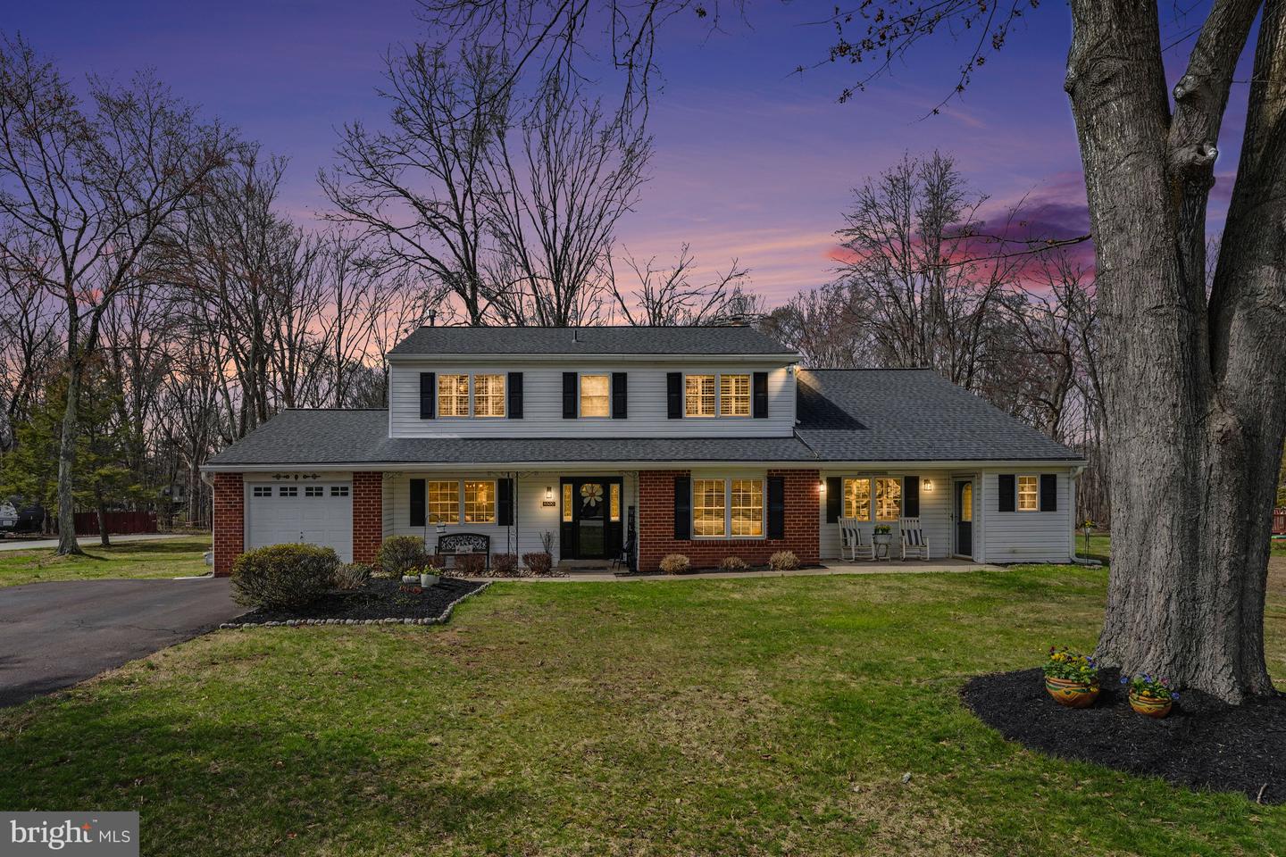 2200 Rebecca Drive, Hatfield