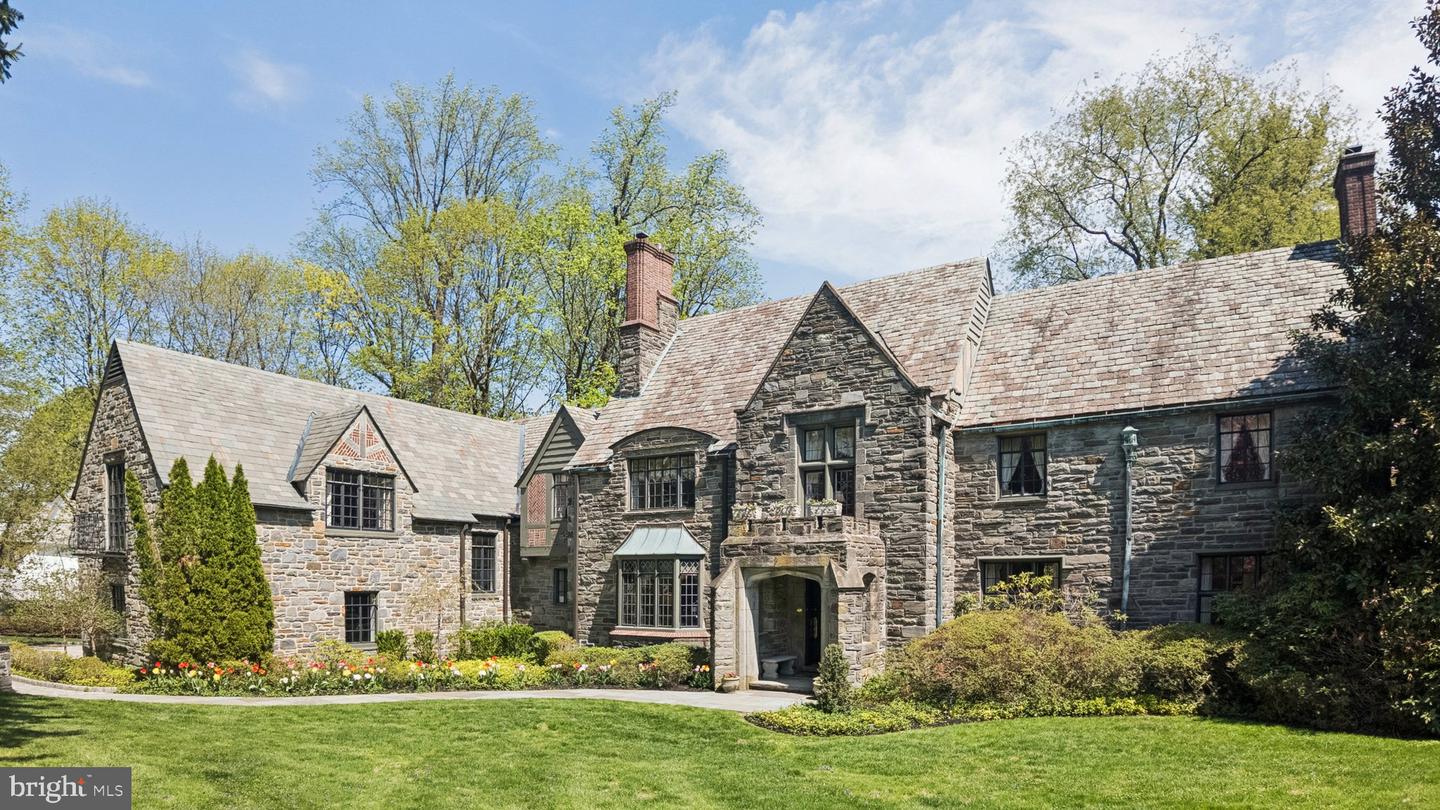 517 Fishers Road