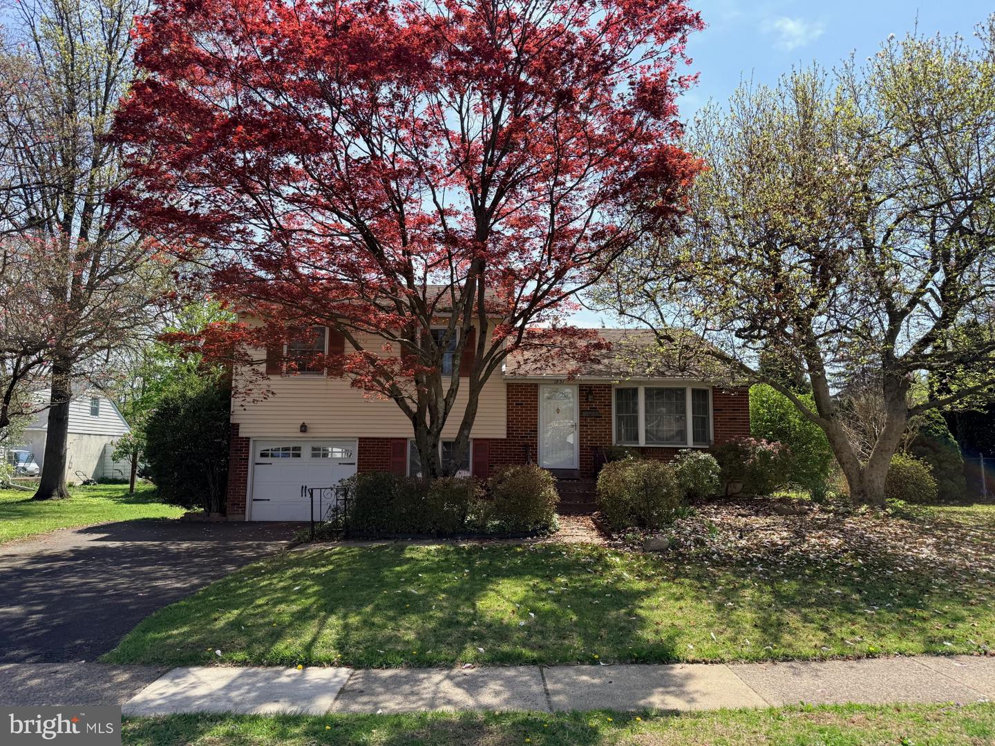 1831 Jill Road, Willow Grove