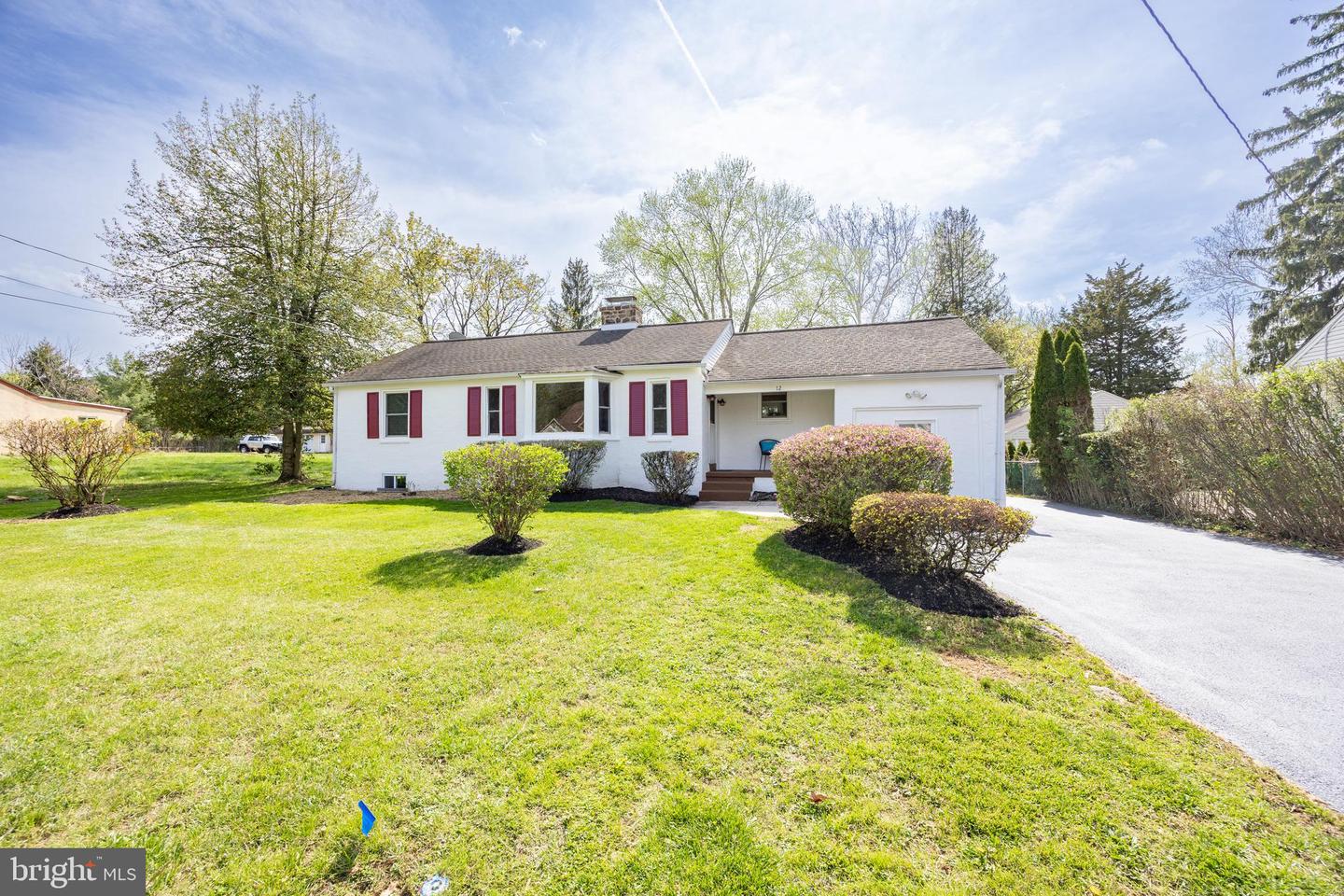 12 Willow Avenue, Audubon