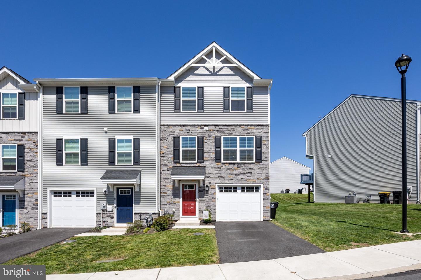 128 Van Fleet Circle, Pottstown